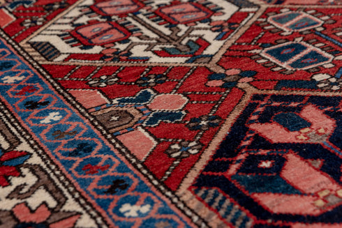 Antique Baktiary Area Rug (5' x 7')